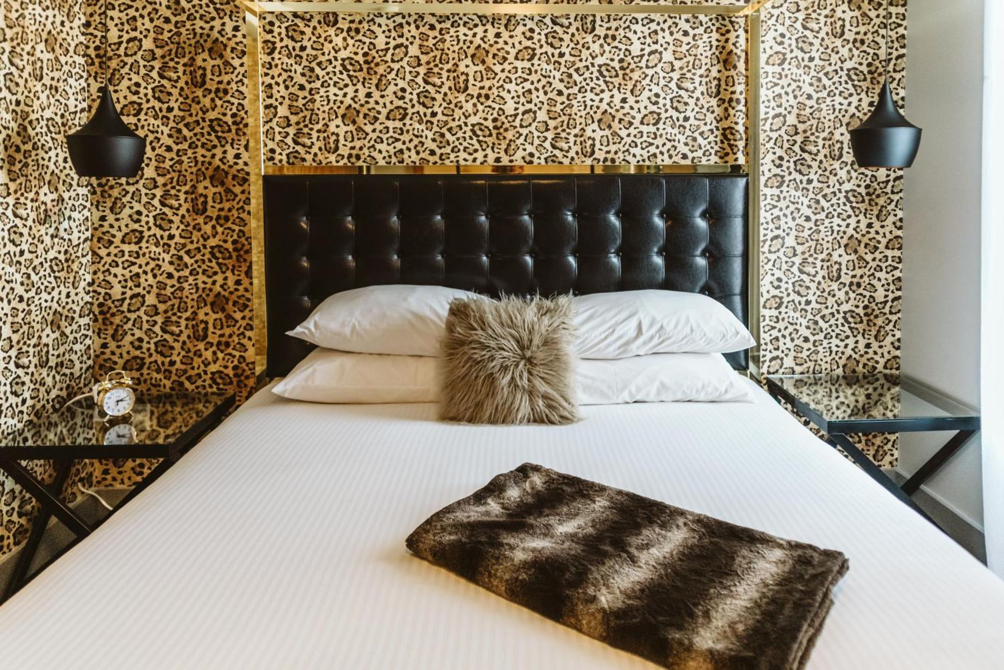 The Grove Hotel Kingsville Eksteriør billede